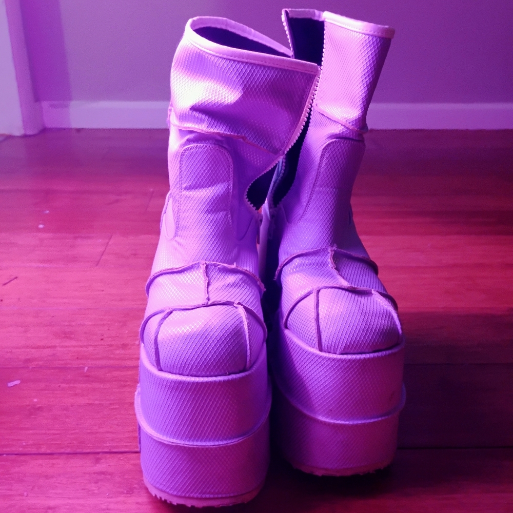 Demonia lavender fairy stomper sky high platform boots